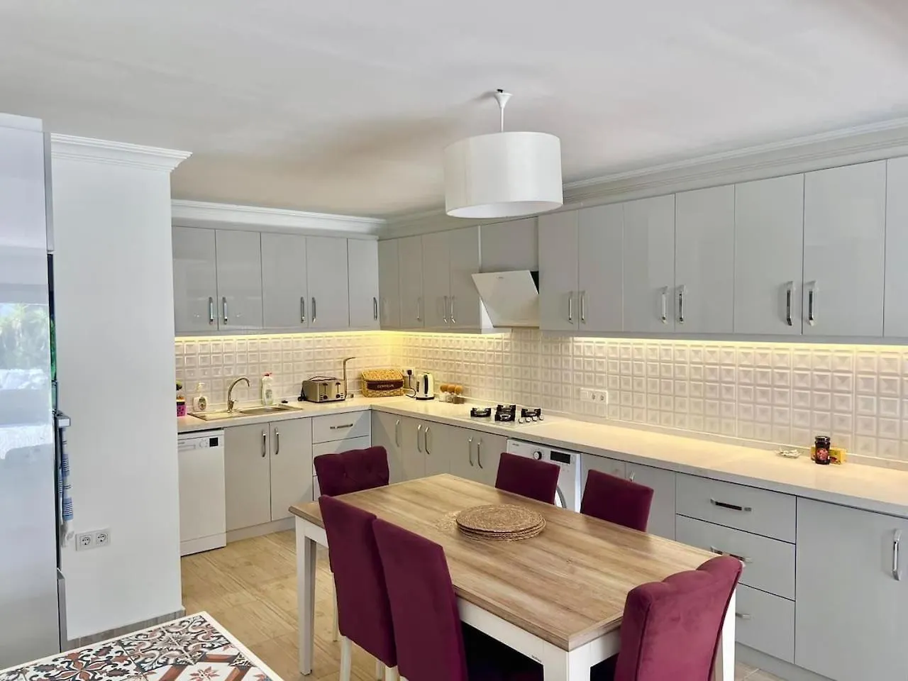 بيت للعطل K Bungalow فتحية